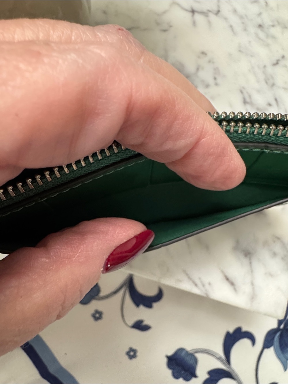 Coach Emerald Croc-Embossed Leather Card Wallet - Picture 8 of 9